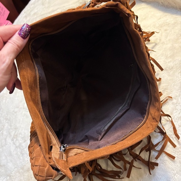 Shoulder Bag Fringe Camel Brown Suede-like material Soft Like New - Picture 9 of 14
